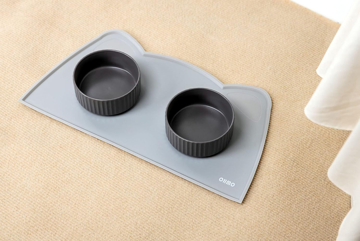OHMO - Cat Food Mat, Silicone Pet Feeding Mat for Floor Non-Skid Waterproof Dog Water Bowl Tray, Easy to Clean Pet Placemat (Erythrinus, 18 * 9.8'')