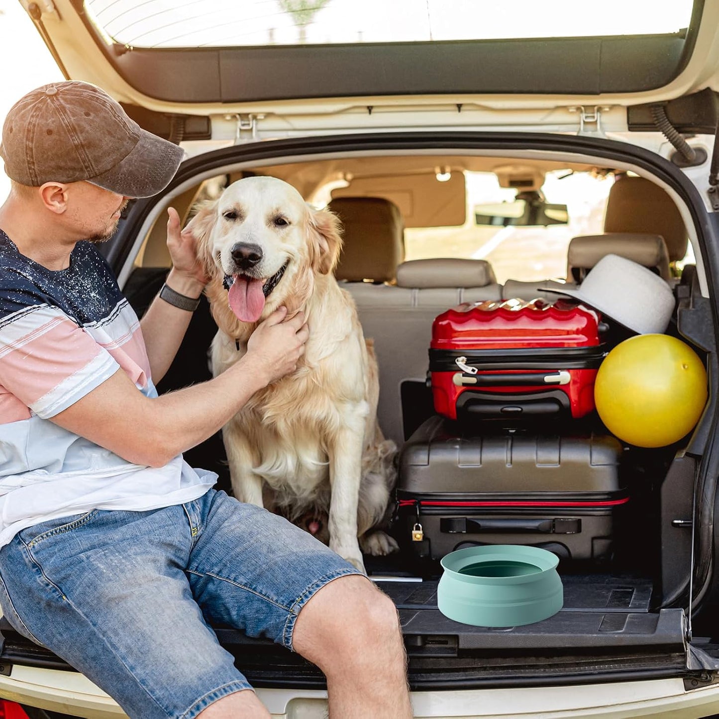 SLSON Spill Proof Dog Water Bowl for Cars,Collapsible No Splash Dog Travel Bowls Integrated Molding Portable Pet Bowl for Vehicle Road Trip Truck,RV,SUV,Boat Accessories (Cold Grey)