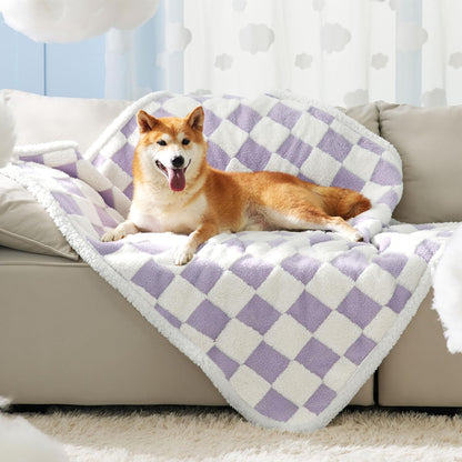 LE SURE Waterproof Dog Blanket for Large Dogs - Washable Double Sided Dog Blankets with Warm Jacquard Shag and Soft Sherpa Fleece, Pet Cat Blanket for Couch Protection, 3D Textured Cloud, Green