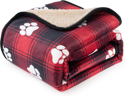 Waterproof Dog Blankets Pet Blanket 50"x60", Soft Fluffy Sofa Car Bed Protector, Reversible Sherpa Fleece Dog Blanket for Large Dogs (Dark Grey-Paws)