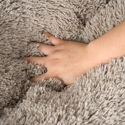 EHEYCIGA Fluffy Dog Crate Bed for Medium Dogs, Plush Faux Fur Crate Pad, Calming Anti Anxiety Medium Dog Bed, Washable Soft Warm Crate Mat with Non-Slip Bottom