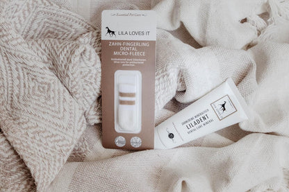 LILA LOVES IT Toothbrush for Dogs - Practical Dental Micro Fleece Made of Micro-Fleece, Dental Care for Dogs, Gentle on Gums, Dental Micro Fleece