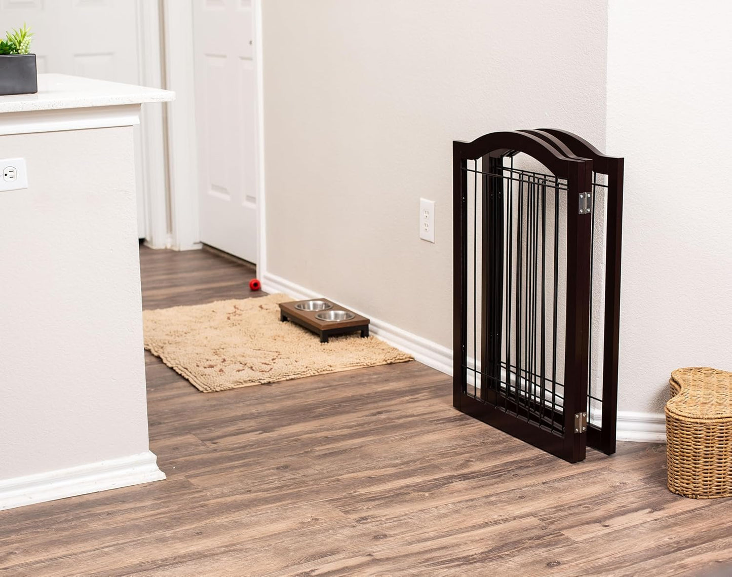 Internet's Best Wire Dog Gate with Arched Top - 4 Panel - 30" Tall - White