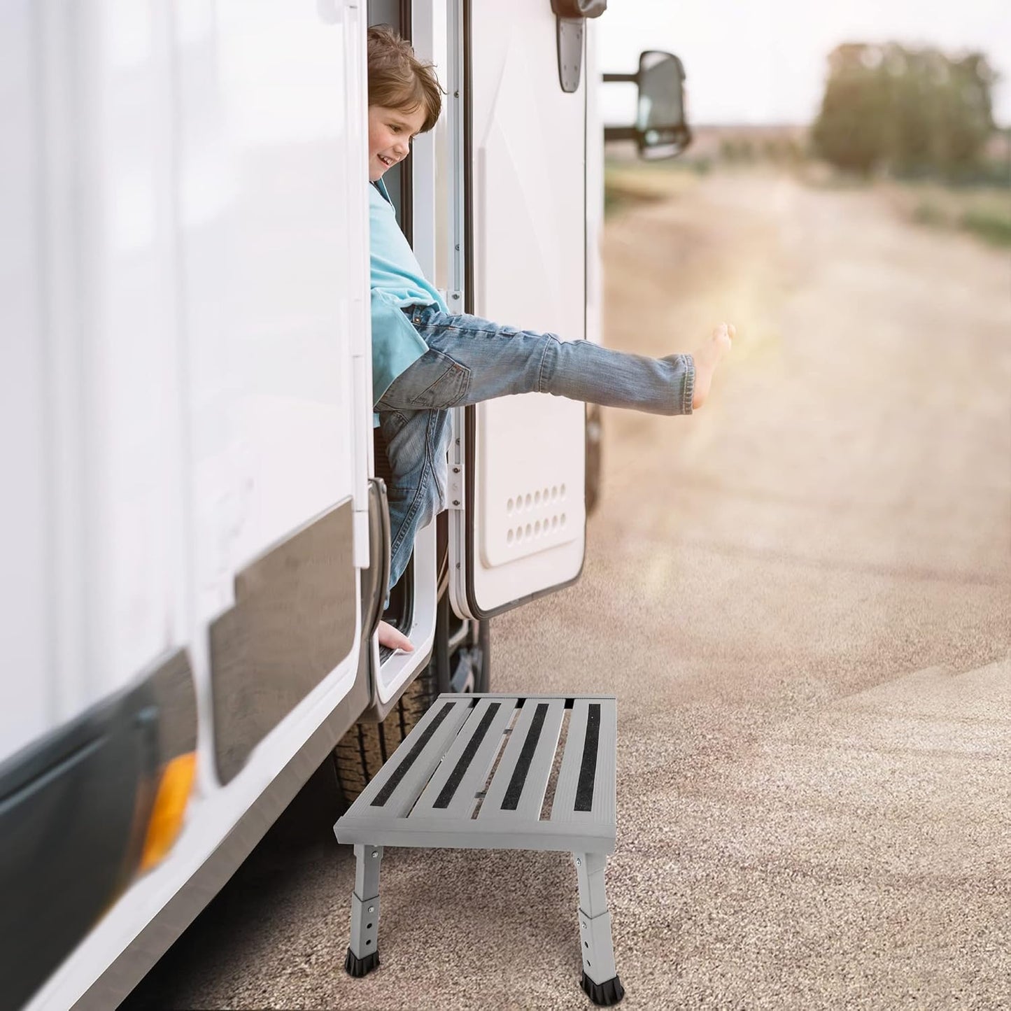 Adjustable Height Aluminum RV Step, Stable Foldable Platform Step Stool, Supports Up to 1,000 lb, Non-Slip Rubber Feet and Platform Mat, Easy to Carry (Black)