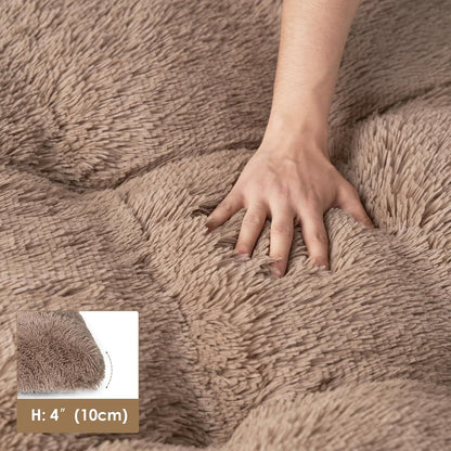 EHEYCIGA Fluffy Dog Crate Bed for Medium Dogs, Plush Faux Fur Crate Pad, Calming Anti Anxiety Medium Dog Bed, Washable Soft Warm Crate Mat with Non-Slip Bottom