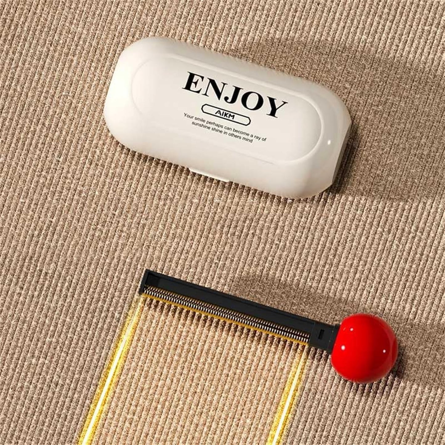 1pcs Enjoy Lint Roller, Enjoy Sticky Lint Roller, 2 In1 Washable Lint Remover，Reusable Portable Mini Travel Sticky Roller，Furniture,Clothes,Hair Removers for Dog and Cat (White)