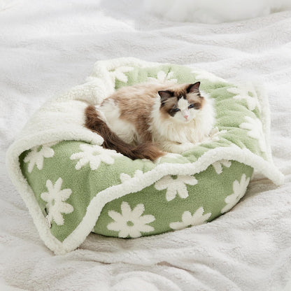 LE SURE Waterproof Dog Blanket for Large Dogs - Washable Double Sided Dog Blankets with Warm Jacquard Shag and Soft Sherpa Fleece, Pet Cat Blanket for Couch Protection, 3D Textured Cloud, Green