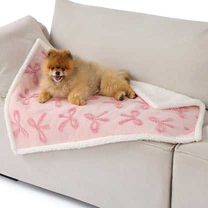 LE SURE Waterproof Dog Blanket for Large Dogs - Washable Double Sided Dog Blankets with Warm Jacquard Shag and Soft Sherpa Fleece, Pet Cat Blanket for Couch Protection, 3D Textured Cloud, Green