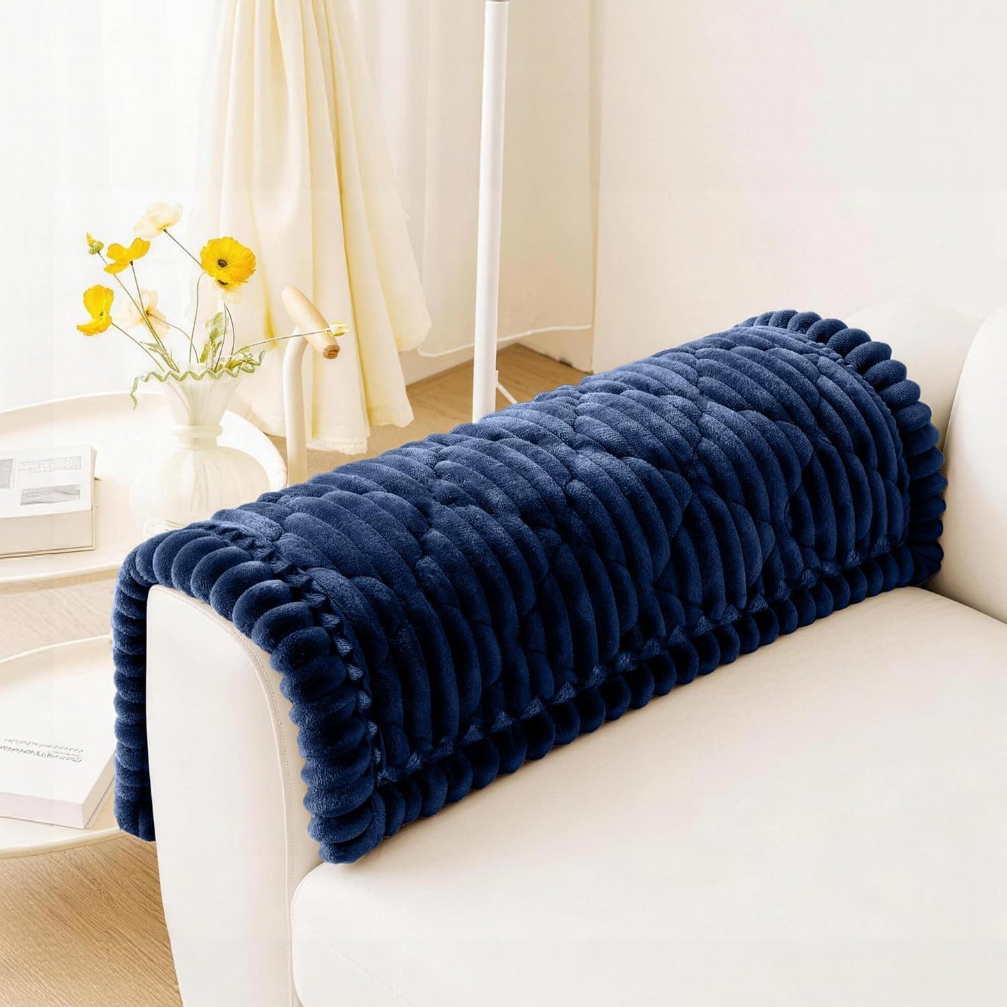 PuTian 100% Waterproof Fuzzy Couch Cover for Dogs Washable Non-Slip Furniture Cover Pet Friendly Dog Mat for Couches and Sofas White 27.6''x59'' 70cmx150cm