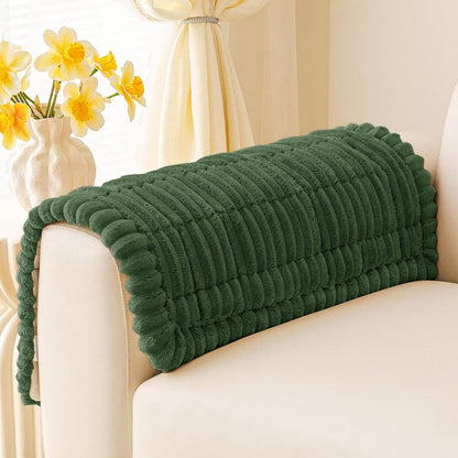 Couch Cover for Dogs, Washable Non Slip Plush Flannel Sofa Protector | Thick Flannel, Anti-Slip Backing, Pet Hair & Scratch Protection, Fits Sofa & Loveseat (27.6" x 59") - Colors B