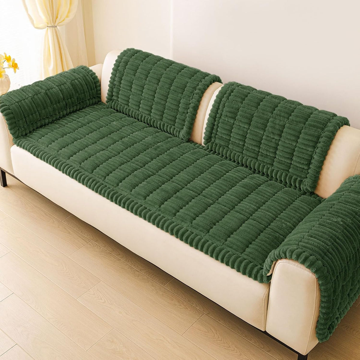 Couch Cover for Dogs, Washable Non Slip Plush Flannel Sofa Protector | Thick Flannel, Anti-Slip Backing, Pet Hair & Scratch Protection, Fits Sofa & Loveseat (27.6" x 59") - Colors B