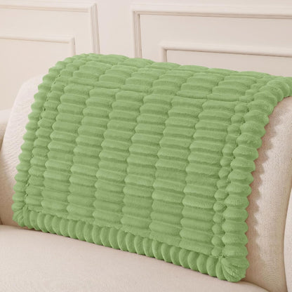 Couch Cover for Dogs, Washable Non Slip Plush Flannel Sofa Protector | Thick Flannel, Anti-Slip Backing, Pet Hair & Scratch Protection, Fits Sofa & Loveseat (27.6" x 59") - Colors B