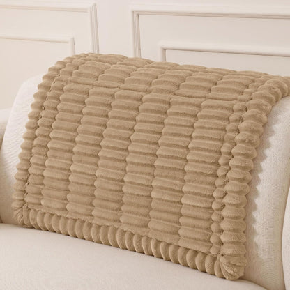 Couch Cover for Dogs, Washable Non Slip Plush Flannel Sofa Protector | Thick Flannel, Anti-Slip Backing, Pet Hair & Scratch Protection, Fits Sofa & Loveseat (27.6" x 59") - Colors B