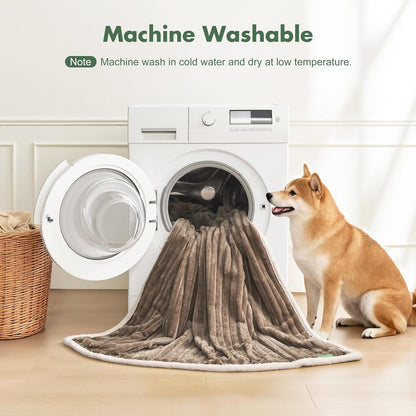 Waterproof Dog Blanket for Couch - Washable Medium Pet Blanket for Furniture Protector, Cozy Fleece Calming Dog Crate Blankets for Indoors & Outdoors, Cream, 30"x40"