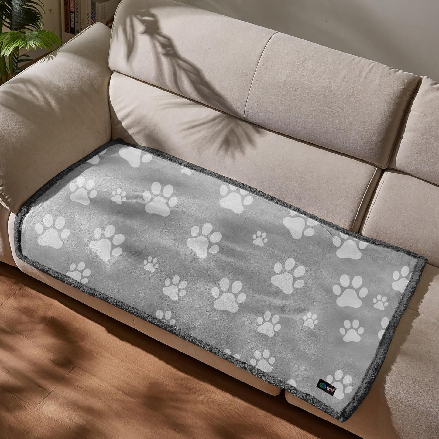 Kritter Planet Waterproof Dog Blanket, Reversible Water Proof Pet Blanket for Couch, Bed & Sofa, Washable Couch Covers for Large Dogs - Protects Furniture from Fur, Dirt, and Accidents