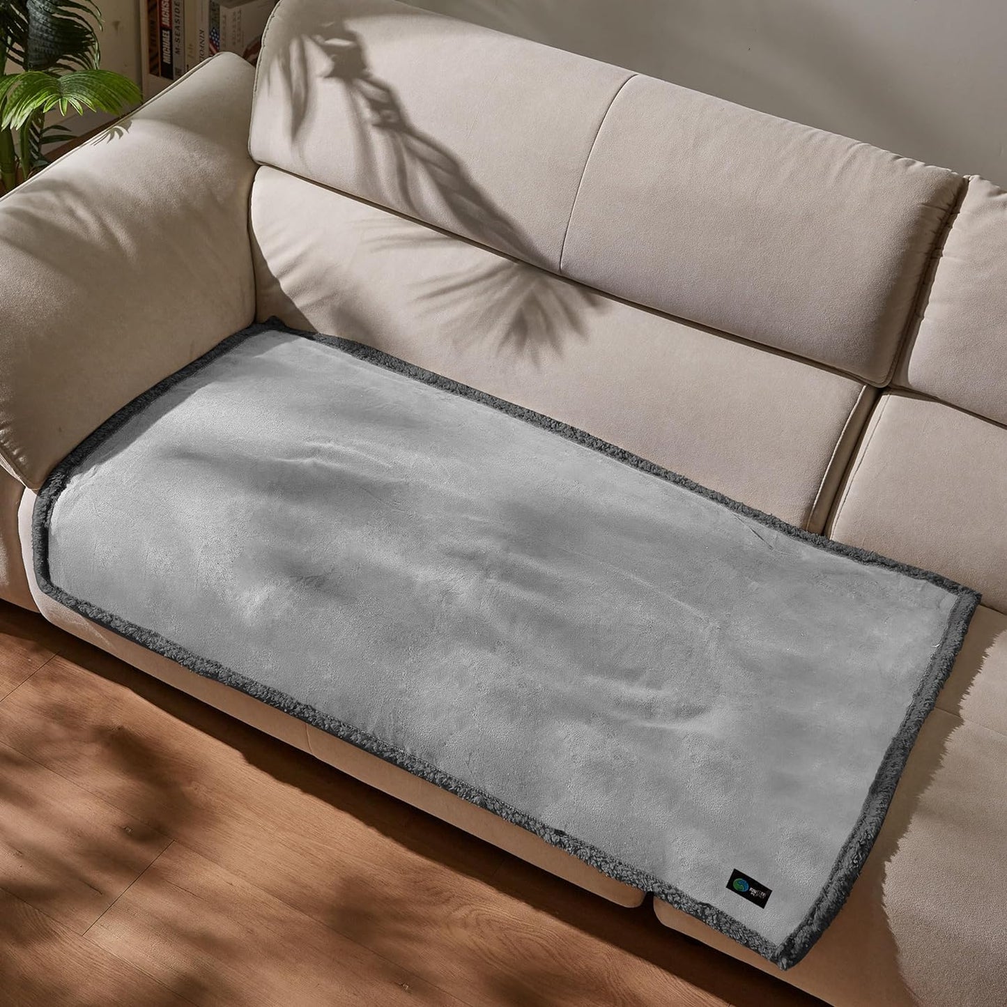 Kritter Planet Waterproof Dog Blanket, Reversible Water Proof Pet Blanket for Couch, Bed & Sofa, Washable Couch Covers for Large Dogs - Protects Furniture from Fur, Dirt, and Accidents