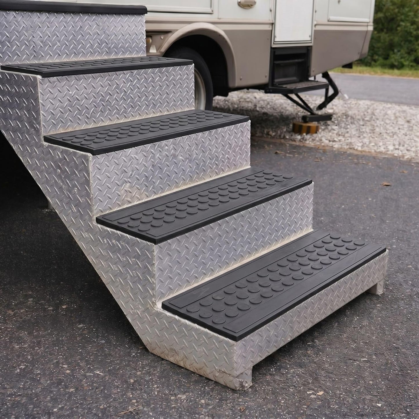 Ottomanson Outdoor Rubber Stair Treads – Ribbed Heavy-Duty Non-Slip Stair Mats – Best Grip on Concrete, Brick & Textured Step – Fastening Recommended for Wooden & RV Steps, Pack of 5