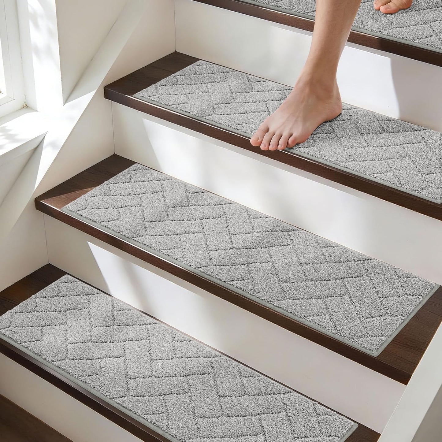 BEQHAUSE Stair Treads for Wooden Steps 28inX9in, Non Slip Carpet Stair Treads Indoor Stair Runners Machine Washable, Soft Stair Rugs Mat Surface Polyester TPE Backing, 4pcs, Charcoal