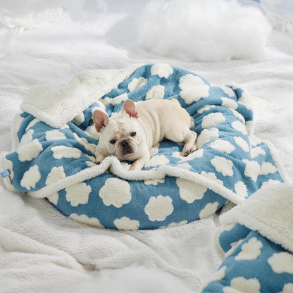 LE SURE Waterproof Dog Blanket for Large Dogs - Washable Double Sided Dog Blankets with Warm Jacquard Shag and Soft Sherpa Fleece, Pet Cat Blanket for Couch Protection, 3D Textured Cloud, Green