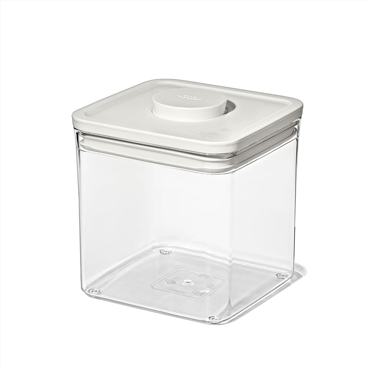 Good Grips Pet POP Container – 6.0 Qt/5.7 L with Half Scoop, Ideal for up to 6.5lbs of Dog Food or 4.5lbs of Cat Food, Airtight Dog and Cat Food Storage Container, BPA Free, Clear