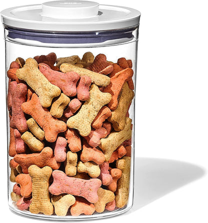 Good Grips Pet POP Container – 6.0 Qt/5.7 L with Half Scoop, Ideal for up to 6.5lbs of Dog Food or 4.5lbs of Cat Food, Airtight Dog and Cat Food Storage Container, BPA Free, Clear
