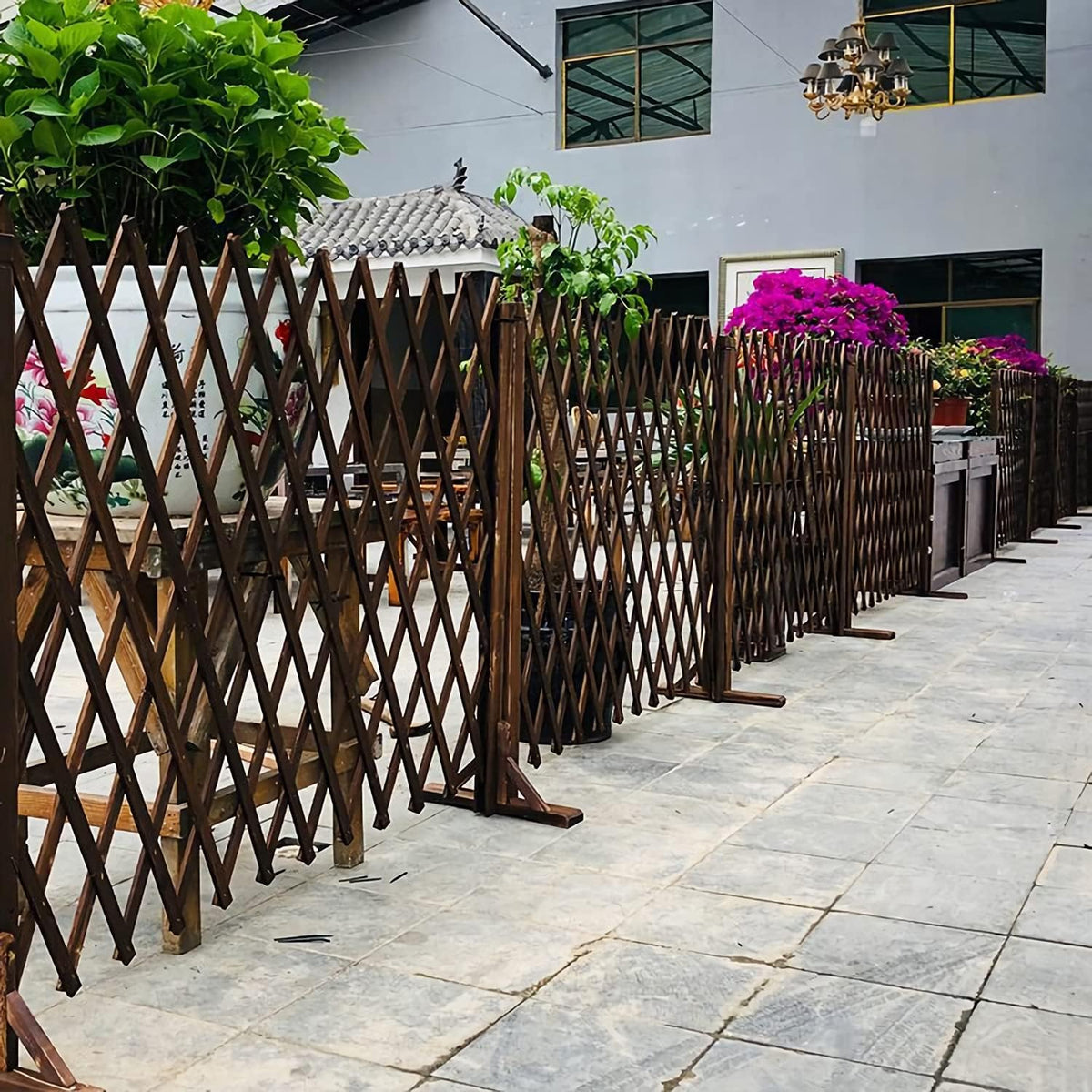 2PCS Expandable Garden Fence Instant Wooden Pet Gate