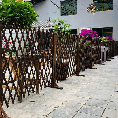 2PCS Expandable Garden Fence Instant Wooden Pet Gate