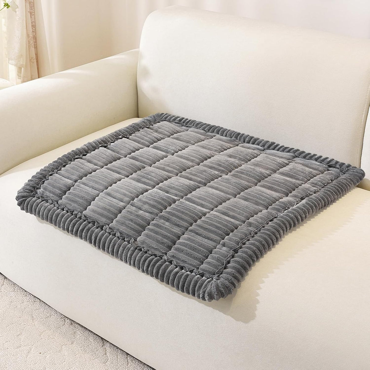 Couch Cover for Dogs, Washable Non Slip Sofa Cover for Pets | Soft Couch Covers for Sofa, Loveseat and Sectional, Furniture Protector Against Pet Hair & Dirt (27.6" x 59", Moss Green)