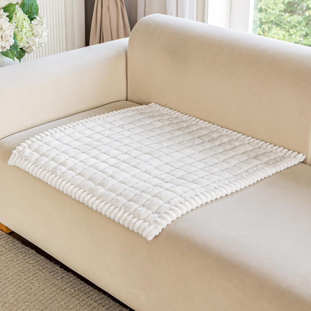 Couch Cover for Dogs, Washable Non Slip Sofa Cover for Pets | Soft Couch Covers for Sofa, Loveseat and Sectional, Furniture Protector Against Pet Hair & Dirt (27.6" x 59", Moss Green)