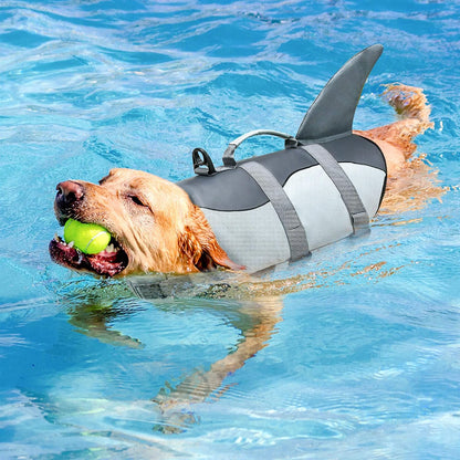 Dog Life Jacket, Ripstop Dog Life Vest with High Buoyancy for Swimming Boating, High VisibilityShark Puppy Lifesaver for Small Medium Large Dogs (Medium)