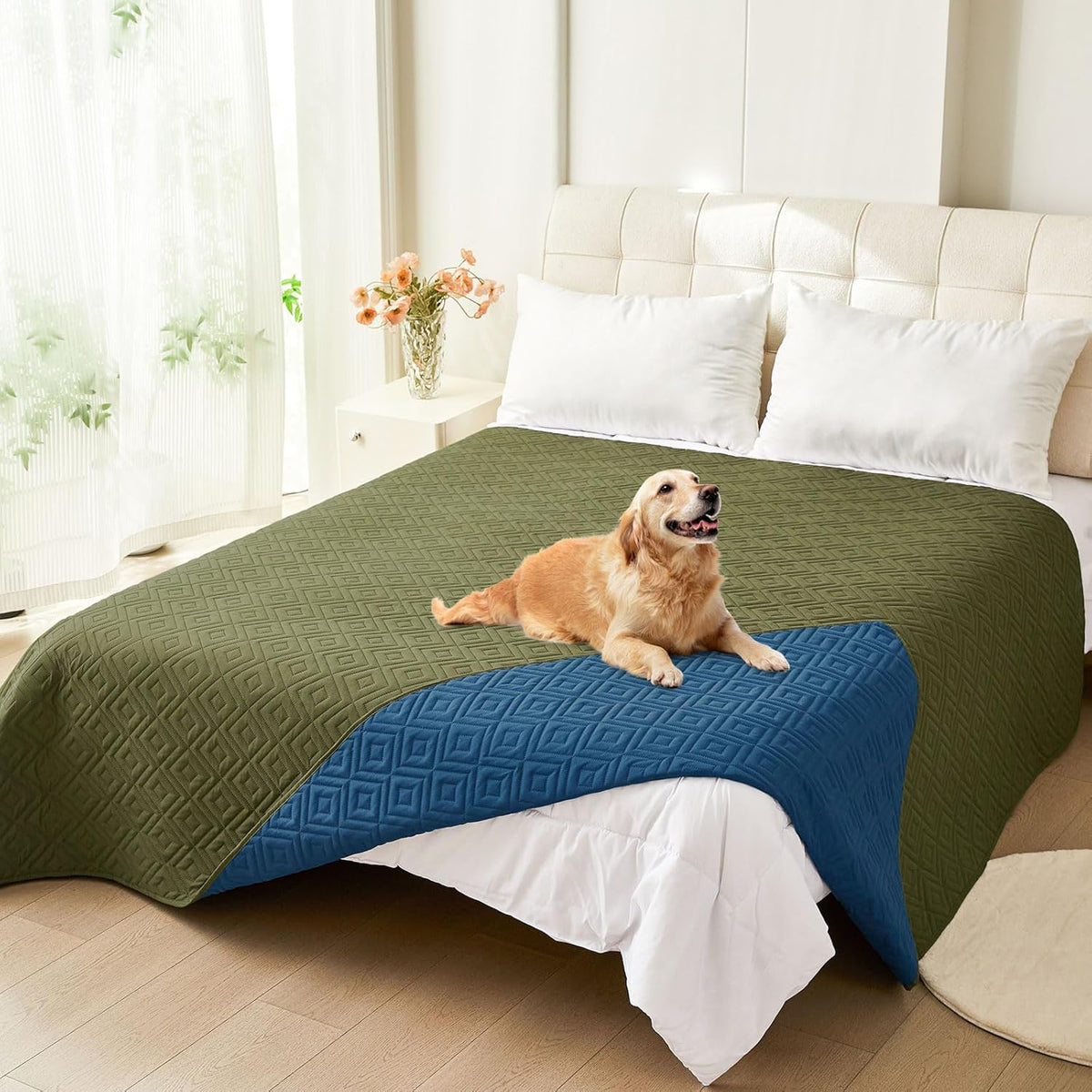 Waterproof Reversible Dog Blanket, Pet Blanket for Sofa Couch | Waterproof Protection, Soft Fabric, Reversible Design, Washable, Sofa Protection from Pet Hair & Messes (30x70 Inch)
