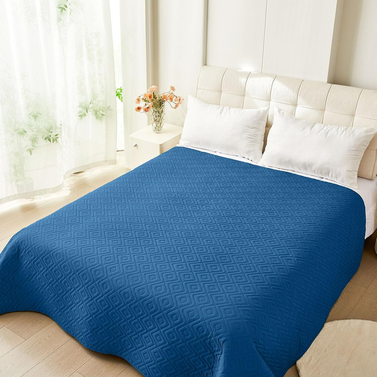Waterproof Reversible Dog Blanket, Pet Blanket for Sofa Couch | Waterproof Protection, Soft Fabric, Reversible Design, Washable, Sofa Protection from Pet Hair & Messes (30x70 Inch)