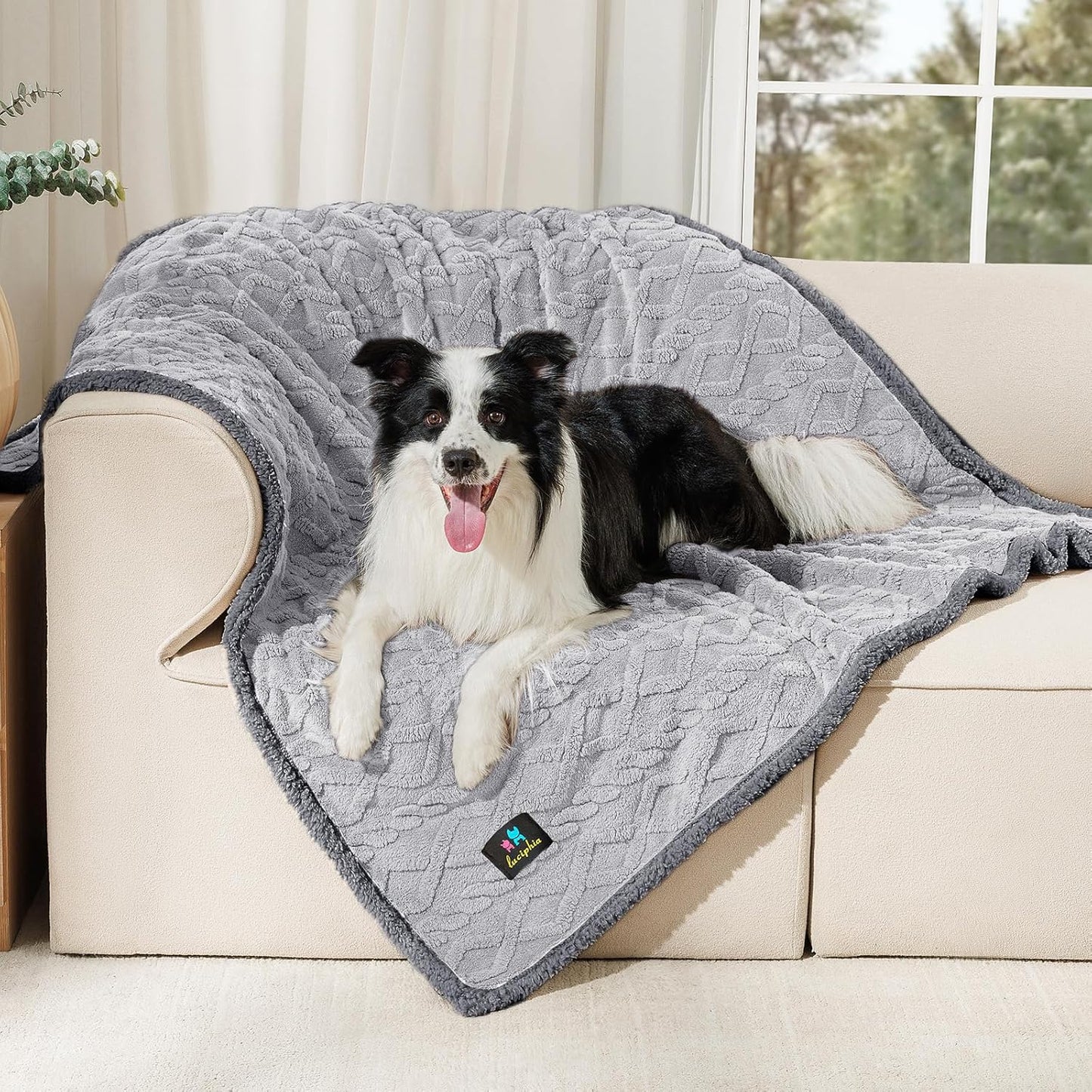 Luciphia Waterproof Pet Blanket, Liquid Pee Proof Dog Blankets for Sofa Bed Couch, Reversible Sherpa Fleece Furniture Protector Cover for Small Medium Large Dogs Cats,Khaki X-Large（85" x 57"）