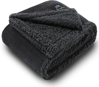 Waterproof Pet Blanket, Washable Reversible Sherpa Fleece Throw | Liquid-proof furniture protector for bed and couch, soft reversible sherpa fleece for dogs, cats grey, XS