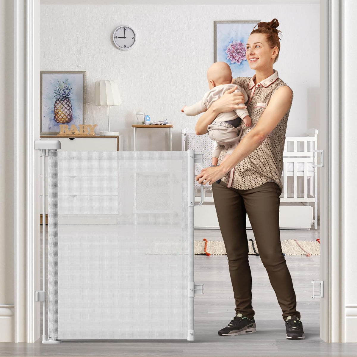 Retractable Baby Gate for Stairs & Doorways, Dog Gate Indoor Outdoor