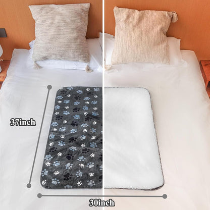 Waterproof Dog Blanket, Pattern Printing Super Soft Warm Fluffy Facecloth Sofa Car Bed Protector, Urine Proof Washable Outdoor Pet Blanket for Puppy Large Dogs & Cats(paw & Bone40*30)