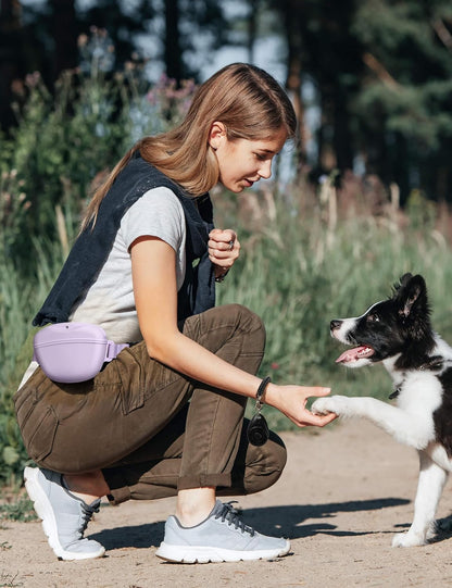 1.67 Cup Magnetic Dog Treat Pouch with Training Clicker (Black)