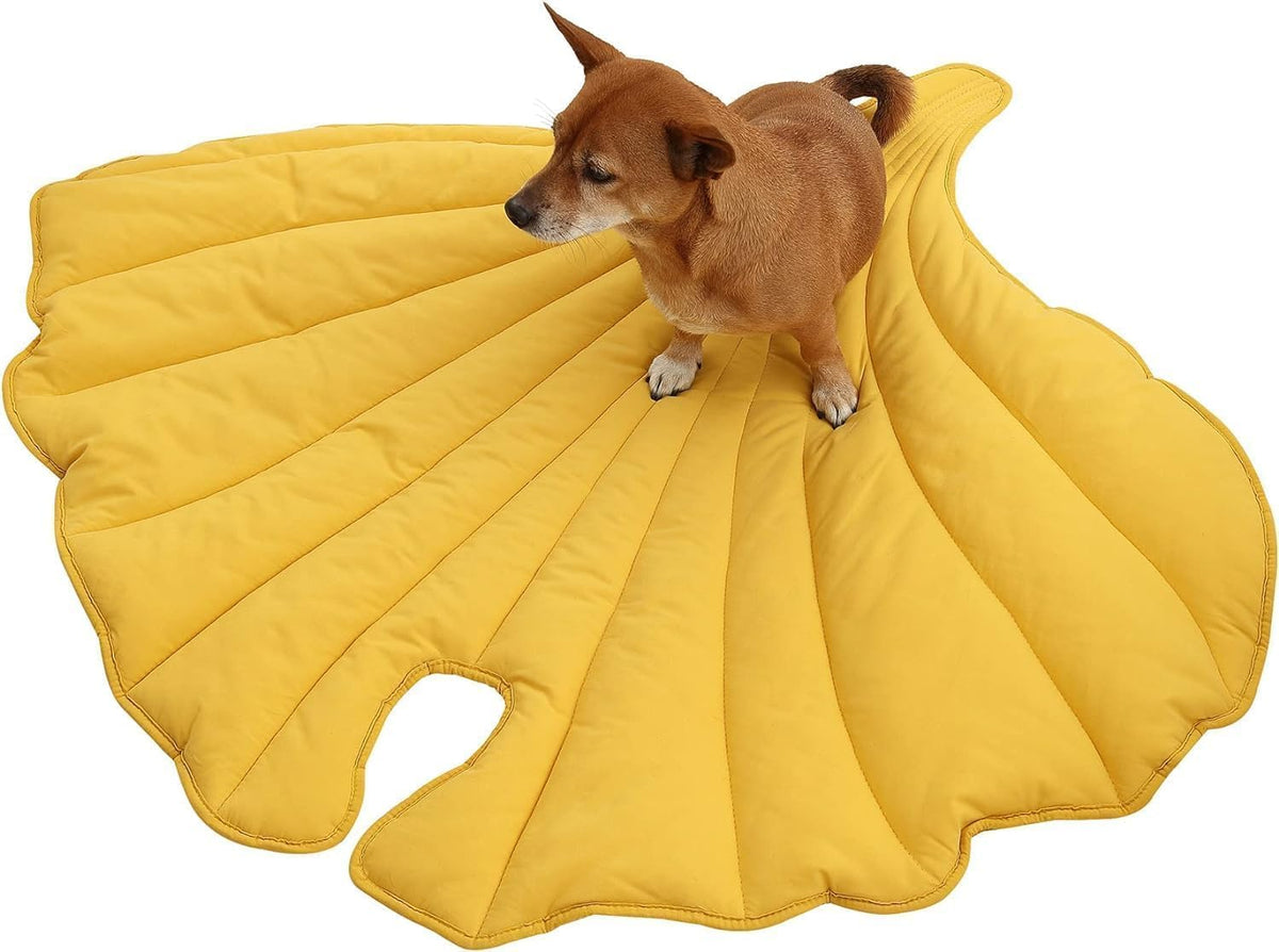56x42 Inch Leaf Shaped Cotton Dog Blanket, Extra Large Pet Blanket for Small Medium Large Dogs, Machine Washable Puppy Mat for Couch Protection, Soft Plush Dog Bed for Furniture, Sofa, Floor