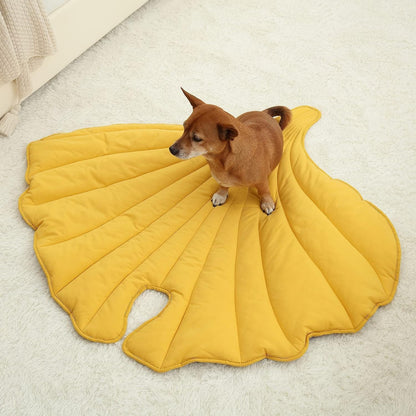 56x42 Inch Leaf Shaped Cotton Dog Blanket, Extra Large Pet Blanket for Small Medium Large Dogs, Machine Washable Puppy Mat for Couch Protection, Soft Plush Dog Bed for Furniture, Sofa, Floor