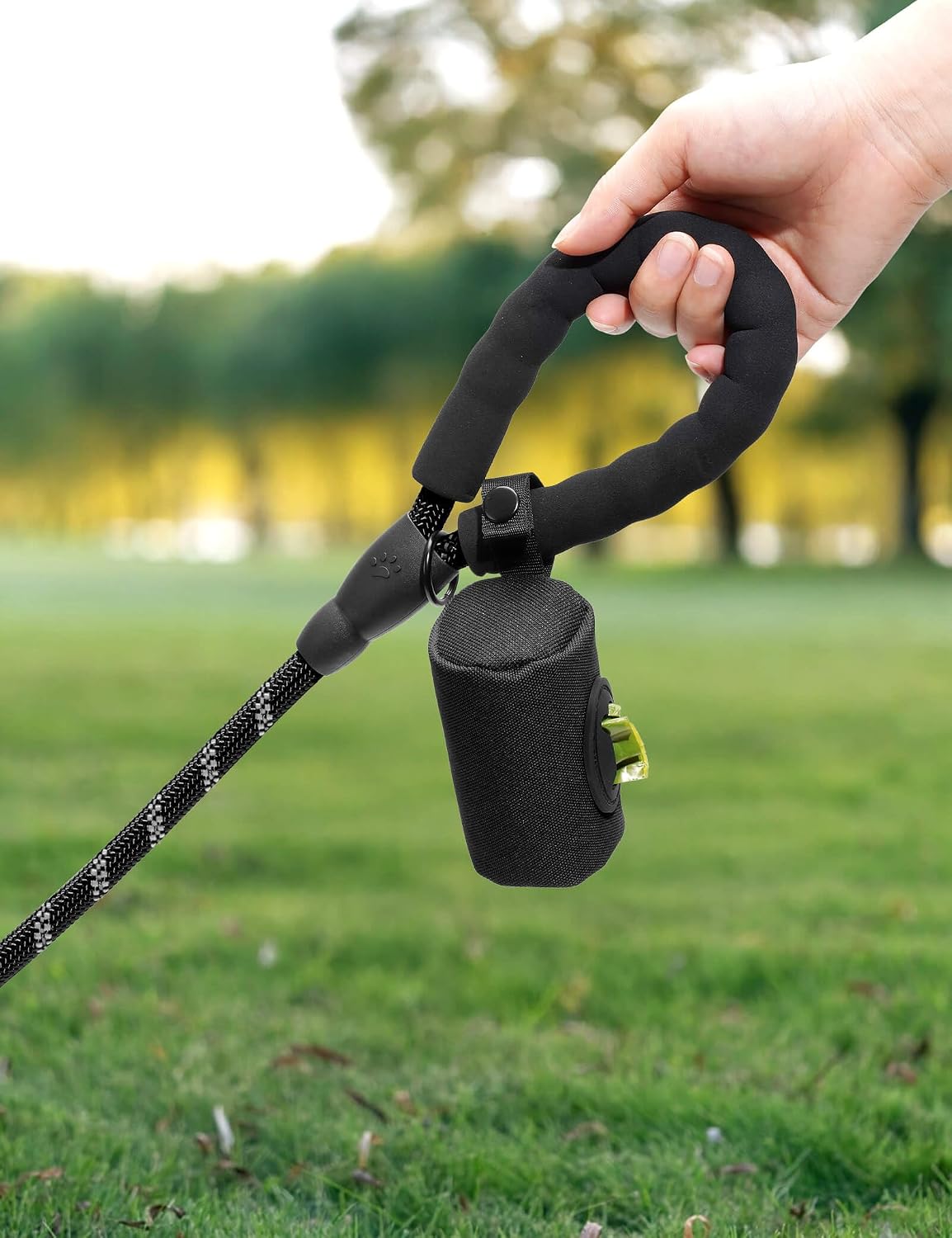 2-in-1 Dog Poop Bag Holder【Easy Pull-Out Version】(Black)
