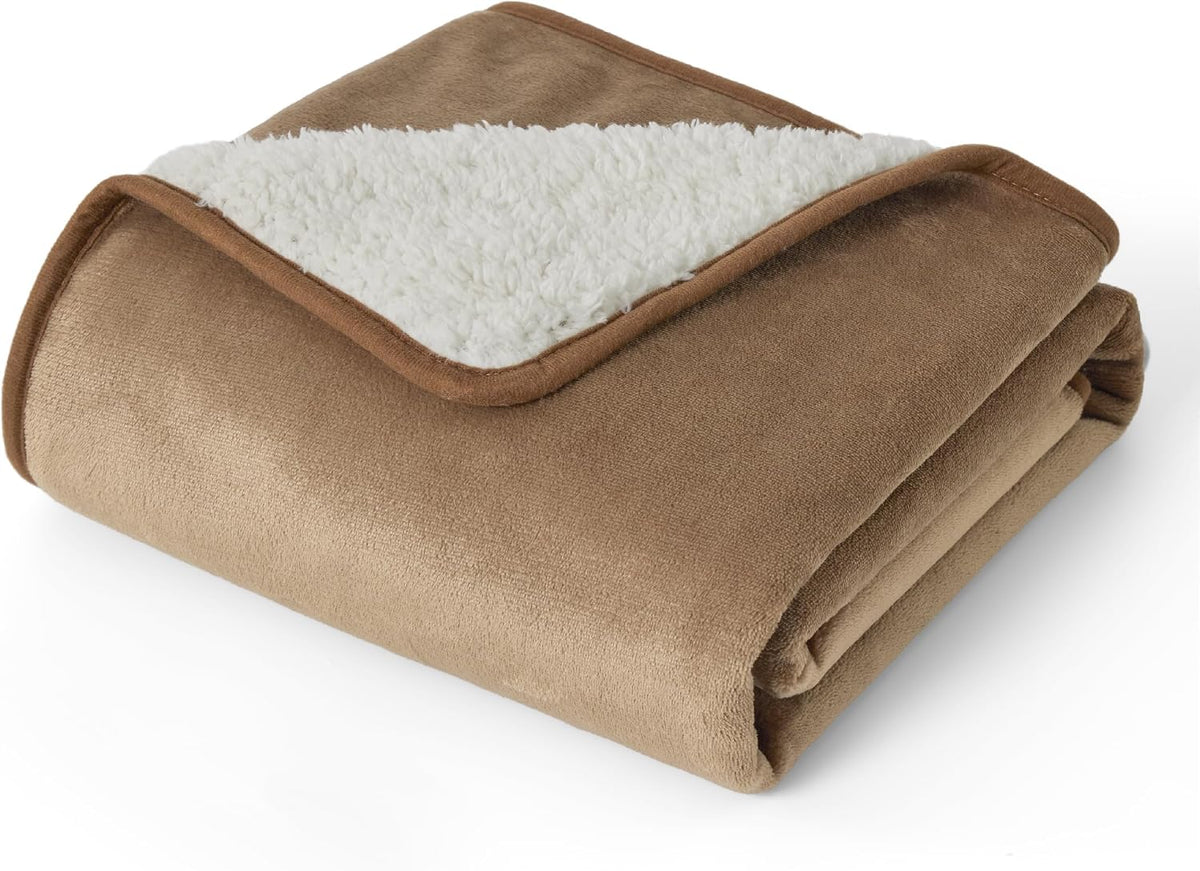 Waterproof Dog Blankets for Small Dogs Soft Cat Blanket Warm,25X35 | Washable Plush Sherpa Fleece Puppy Blanket for Couch Protector, Reversible Cozy Calming Throw for Pet Indoor,Grey