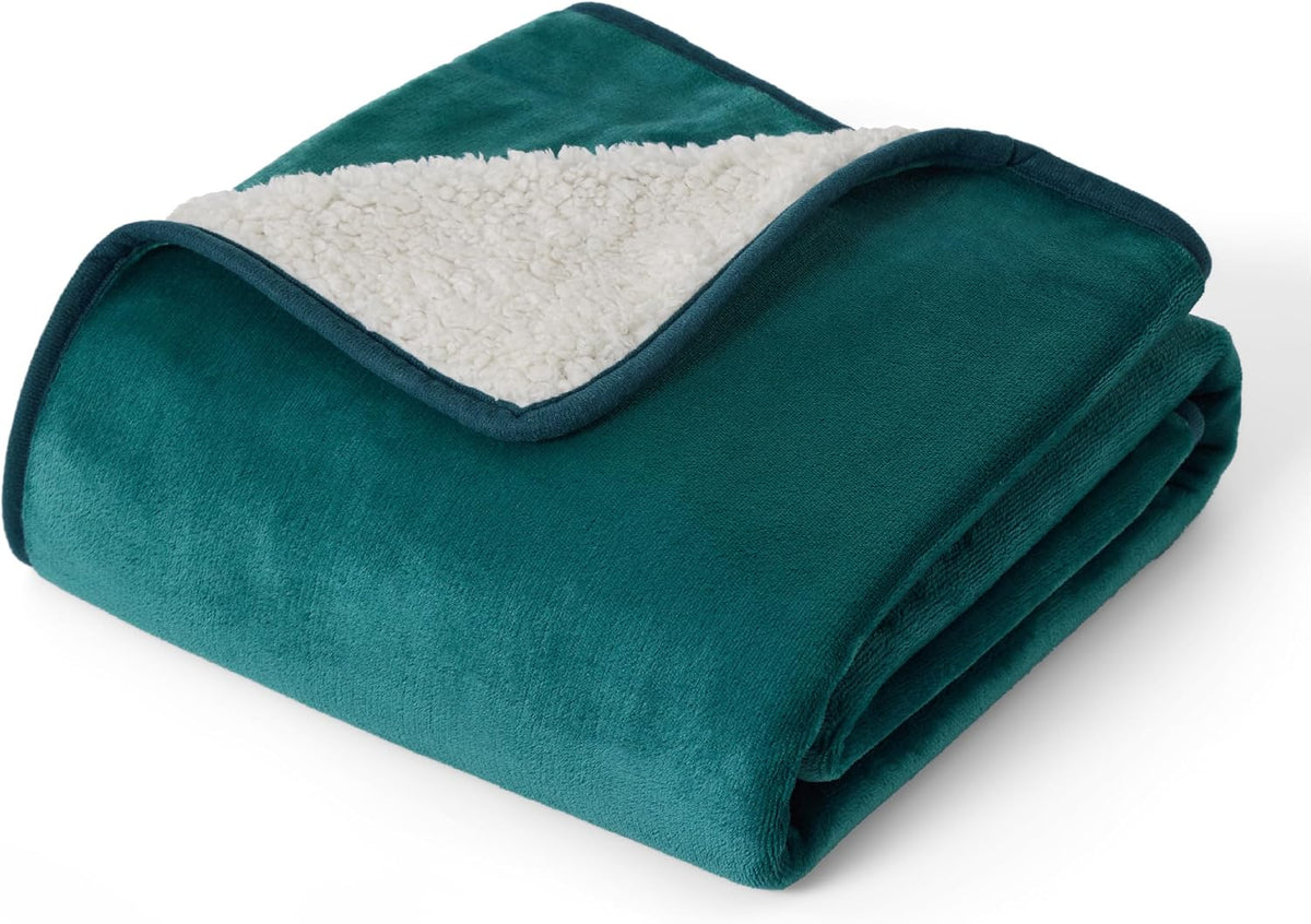 Waterproof Dog Blankets for Small Dogs Soft Cat Blanket Warm,25X35 | Washable Plush Sherpa Fleece Puppy Blanket for Couch Protector, Reversible Cozy Calming Throw for Pet Indoor,Grey