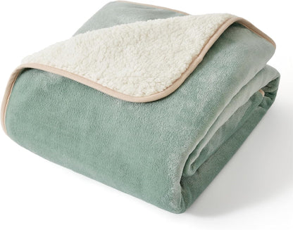 Waterproof Dog Blankets for Small Dogs Soft Cat Blanket Warm,25X35 | Washable Plush Sherpa Fleece Puppy Blanket for Couch Protector, Reversible Cozy Calming Throw for Pet Indoor,Grey